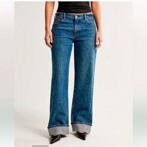 Abercrombie & Fitch Curve Love Low Rise Baggy Jeans